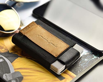 JAIMIE JACOBS Minimalist Wallet Nano Boy Pocket Mini Geldbörse aus Textil mit Zugband schmaler Kartenhalter für Herren und Damen (Büffelleder Hellbraun) - 4