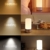 AUKEY Tischlampe, 360° Berührungssensor Nachttischlampe mit RGB Farbwechsel Tischleuchte1 Warmweißes Licht in 3 Helligkeitsstufen - 9