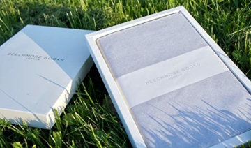 Liniertes Notizbuch - Premium A5 Journal von Beechmore Books | Festeinband aus veganem Leder, Dicke: 120 g/qm cremefarbenes Papier, Notizbuch in der Geschenkbox, 21 x 15 cm Kastanienbraun - 5